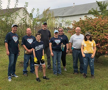 Cuivre Employees working with Emmaus Homes